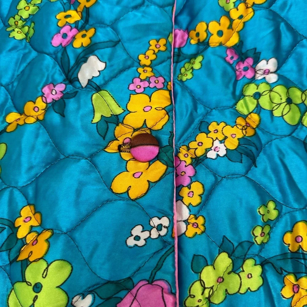 Vintage 70’s Quilted Floral Button Up Maxi Skirt XS/S Vibrant Retro Smooth Silky
